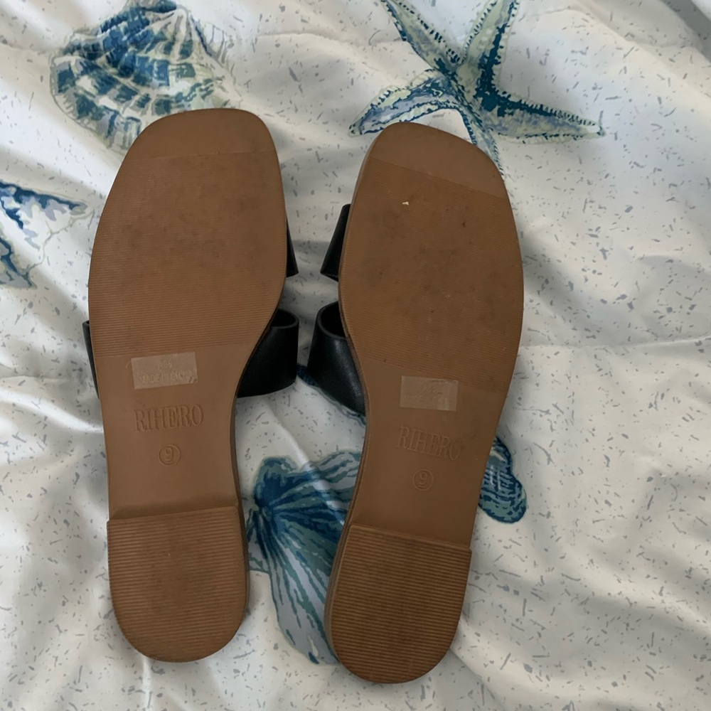 Black Women's Slide Sandals size 9 - Picture 3 of 3